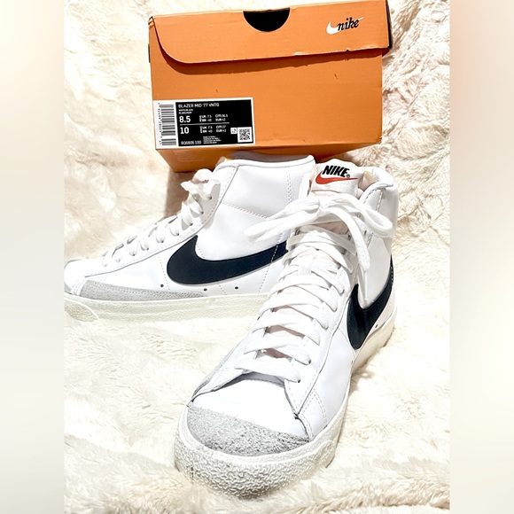 Nike Blazer Mid '77 VNTG Men’s 8.5 Great condition. Worn once. - Picture 1 of 7
